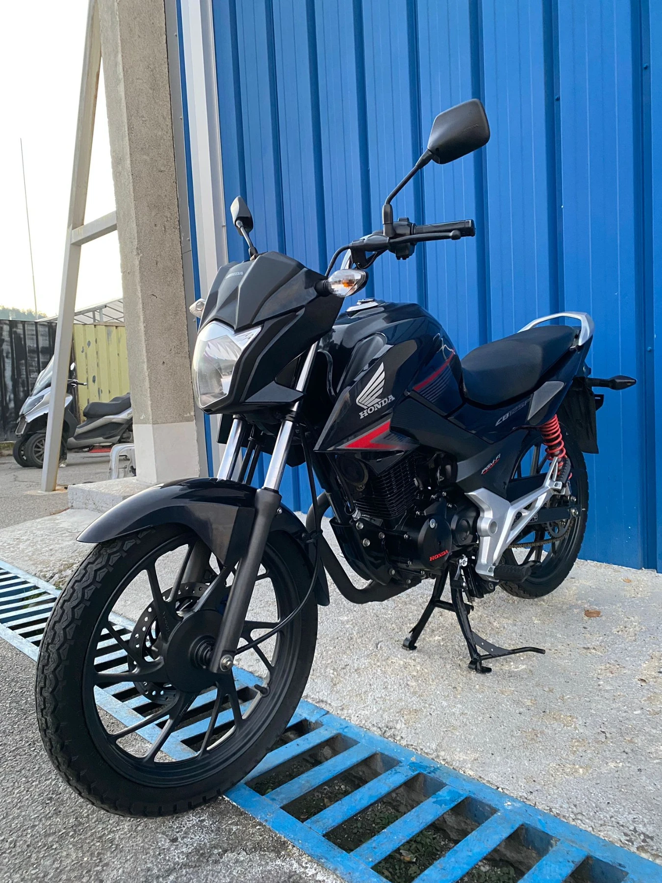 Honda Cb 125f - изображение 3