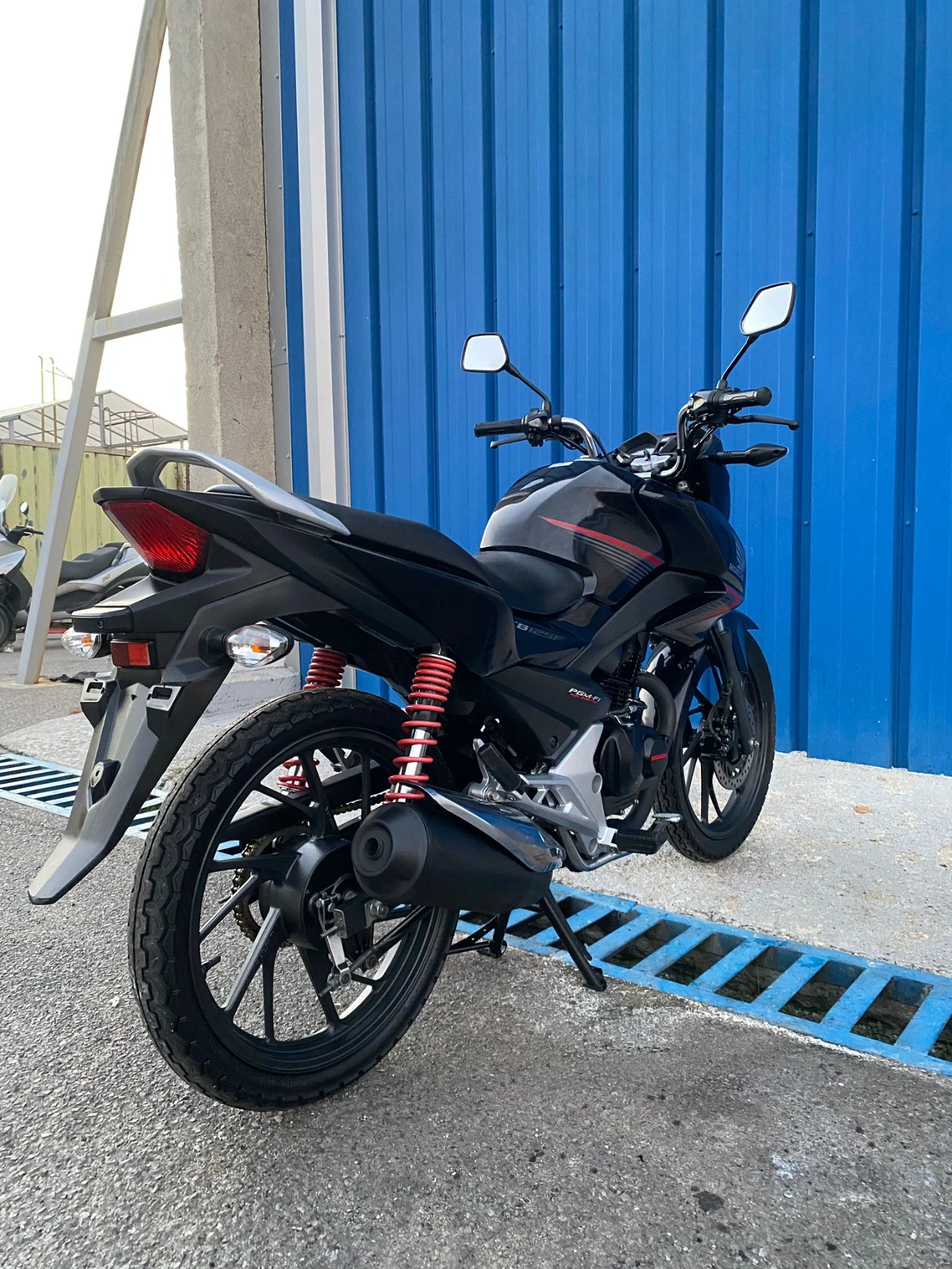 Honda Cb 125f - изображение 5