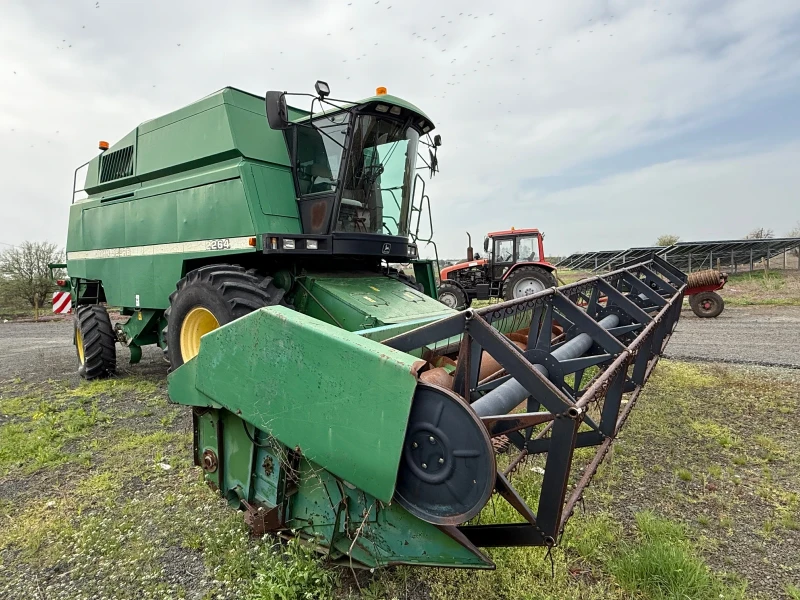 Комбайн John Deere 2264, снимка 2 - Селскостопанска техника - 52529809