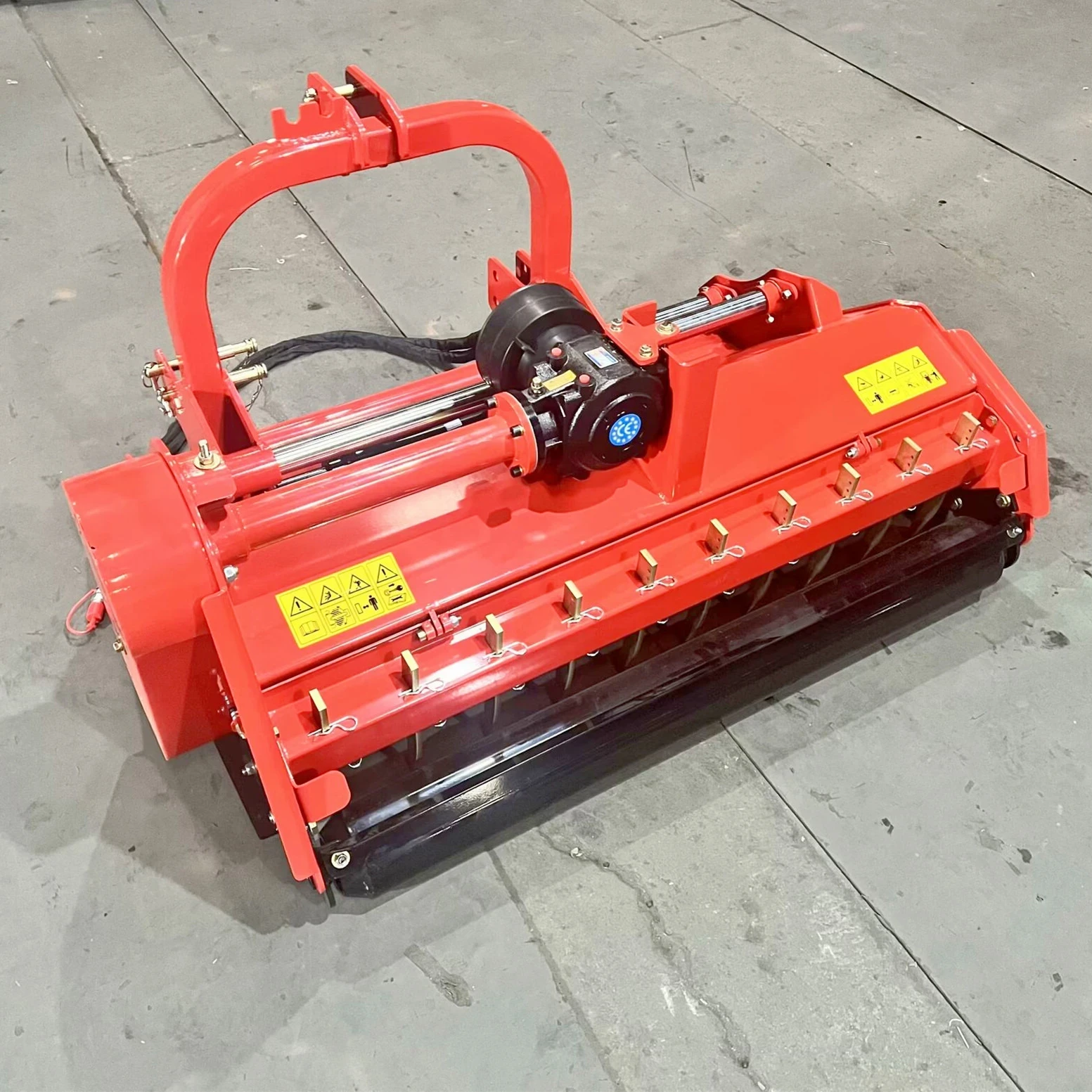 Мулчер Друга марка Саки агро Сливен , снимка 1