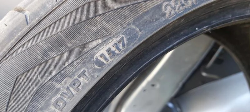 Гуми Летни 225/45R18, снимка 7 - Гуми и джанти - 30393099