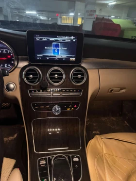 Mercedes-Benz C 300 * CARFAX * ЦЕНА ДО БГ, снимка 7