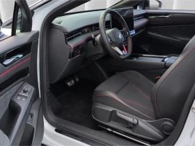 VW ID.7 GTX/340HP/4MOTION/PANO/360/HUD/AHK/ACC/780q | Auto.bg — изображение 5