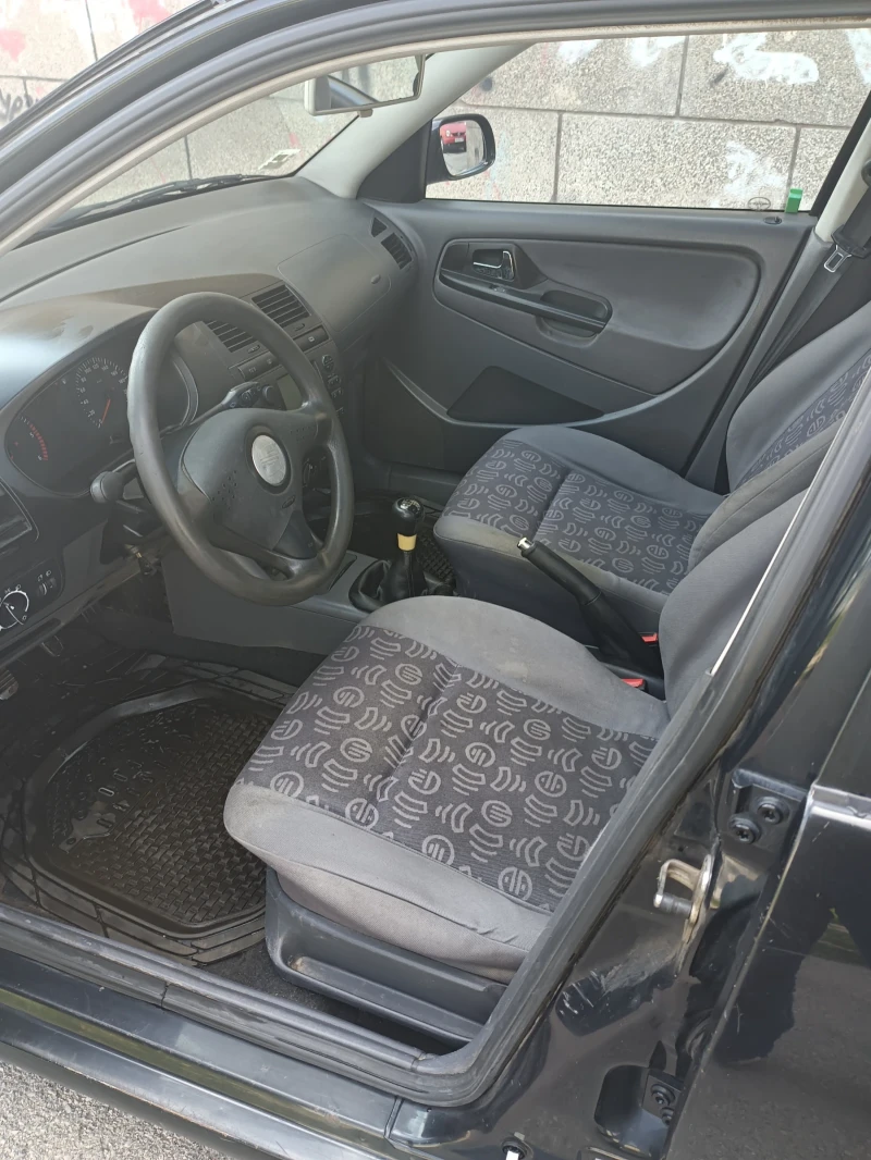 Seat Ibiza, снимка 4 - Автомобили и джипове - 47976207