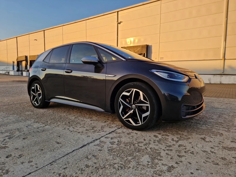 VW ID.3 Гаранционна 204 к.с./58 kwh/450км/1st/LED/Камера, снимка 8 - Автомобили и джипове - 48069358