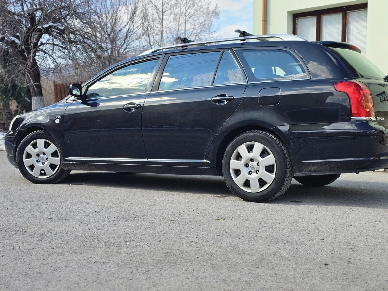 Toyota Avensis, снимка 4 - Автомобили и джипове - 49290586