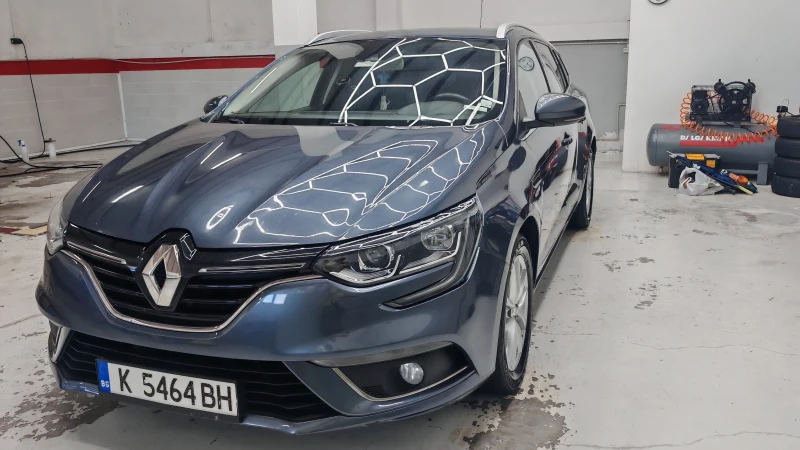 Renault Megane, снимка 3 - Автомобили и джипове - 52094728