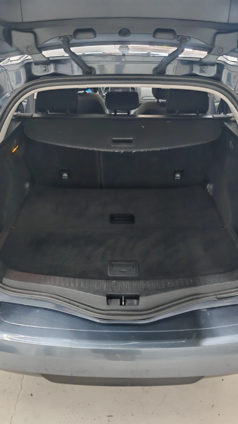 Renault Megane, снимка 17 - Автомобили и джипове - 52094728