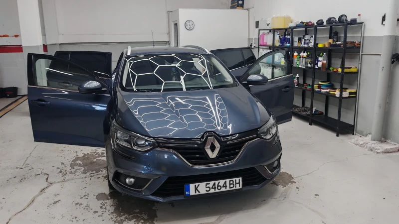 Renault Megane, снимка 15 - Автомобили и джипове - 52094728