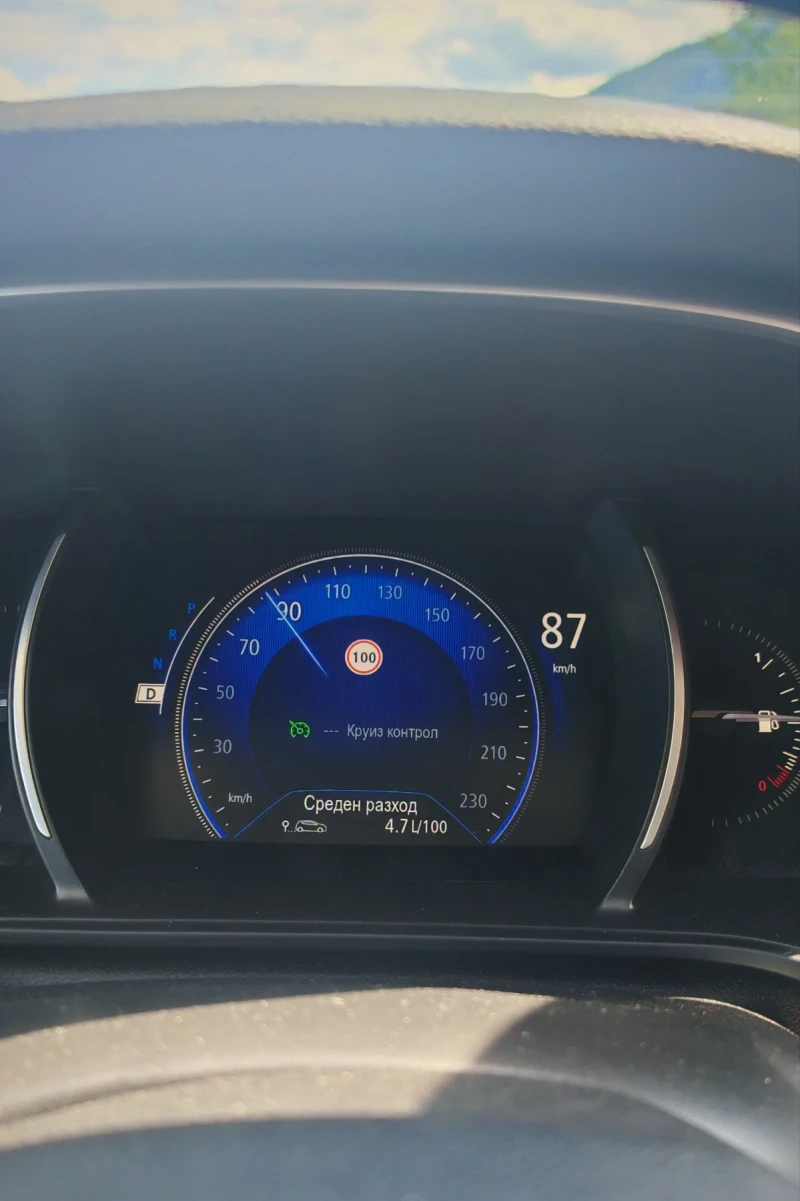 Renault Megane, снимка 2 - Автомобили и джипове - 52094728