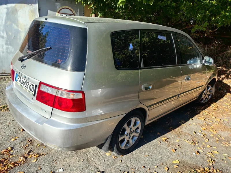 Kia Carens, снимка 4 - Автомобили и джипове - 51755148
