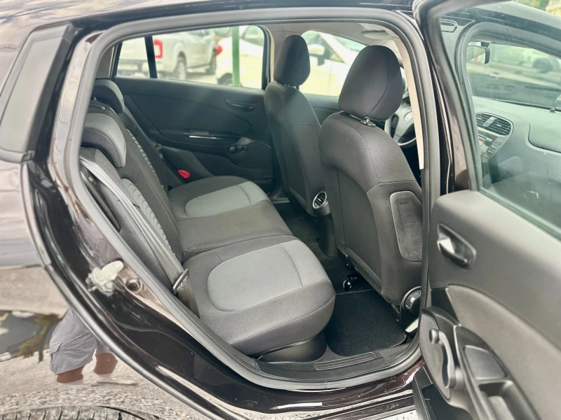 Fiat Bravo 1.4 i, снимка 9 - Автомобили и джипове - 51923421