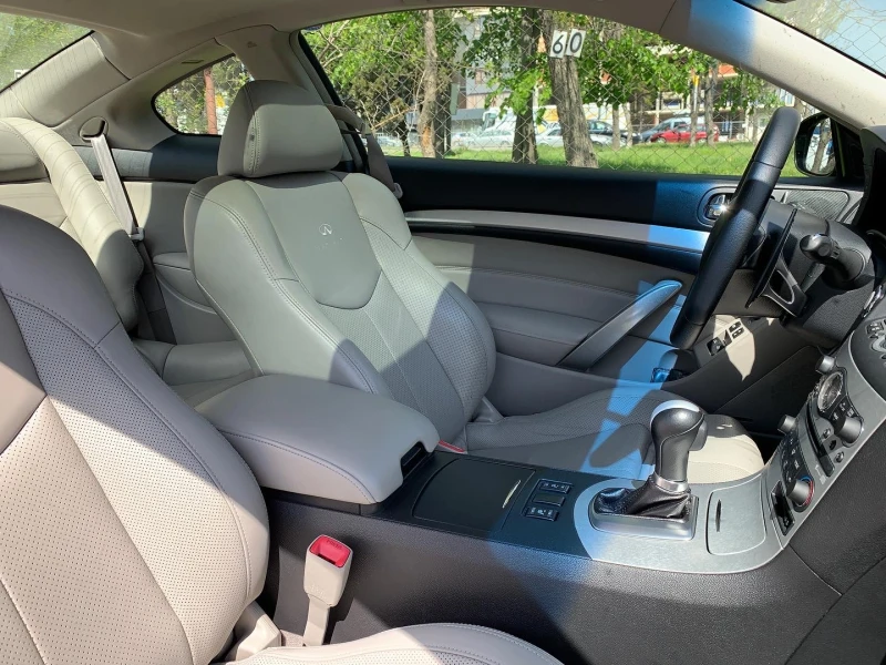 Infiniti G37 Sport Coupe, снимка 12 - Автомобили и джипове - 52571090