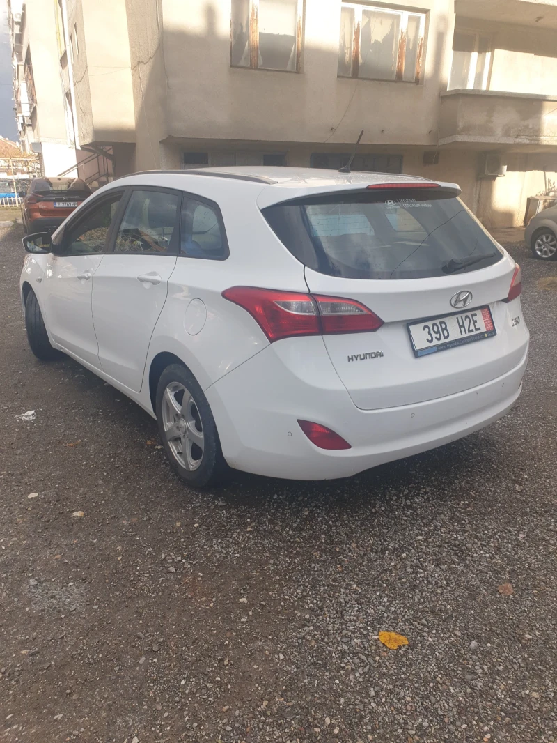 Hyundai I30 1.6 , снимка 6 - Автомобили и джипове - 52502918