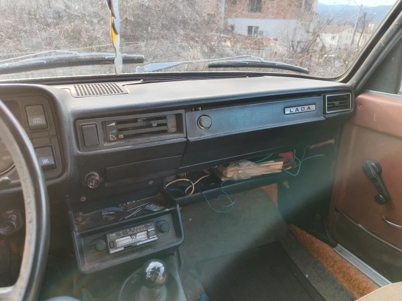 Lada 2105 1300S, снимка 9 - Автомобили и джипове - 52965489
