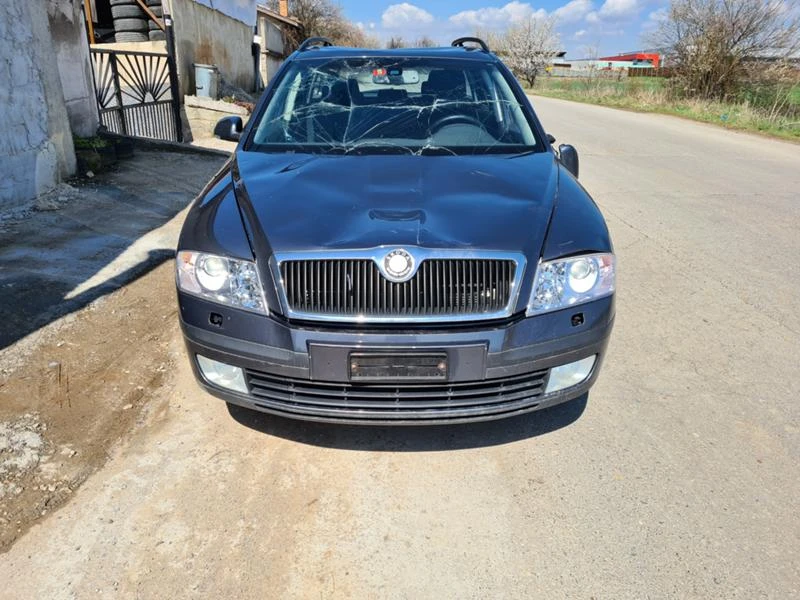 Skoda Octavia 2.0TDI 8V BMM DSG, снимка 17 - Автомобили и джипове - 47659838