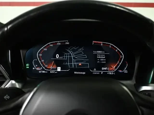 BMW 330 xDrive / AWD / ШИБИДАХ / ПОДГРЕВИ / CARFAX , снимка 13 - Автомобили и джипове - 53298944