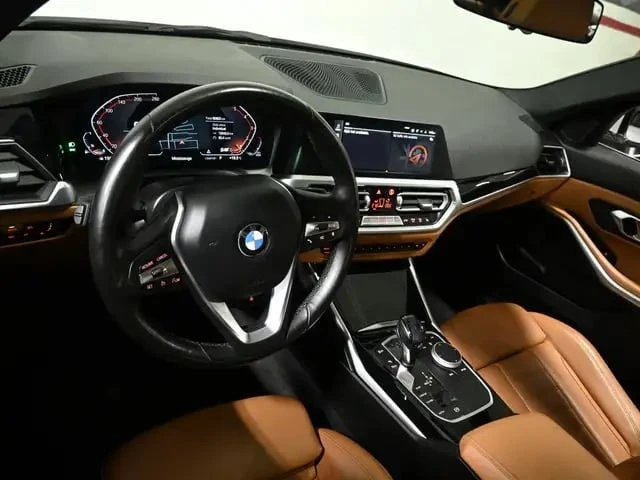 BMW 330 xDrive / AWD / ШИБИДАХ / ПОДГРЕВИ / CARFAX , снимка 10 - Автомобили и джипове - 53298944