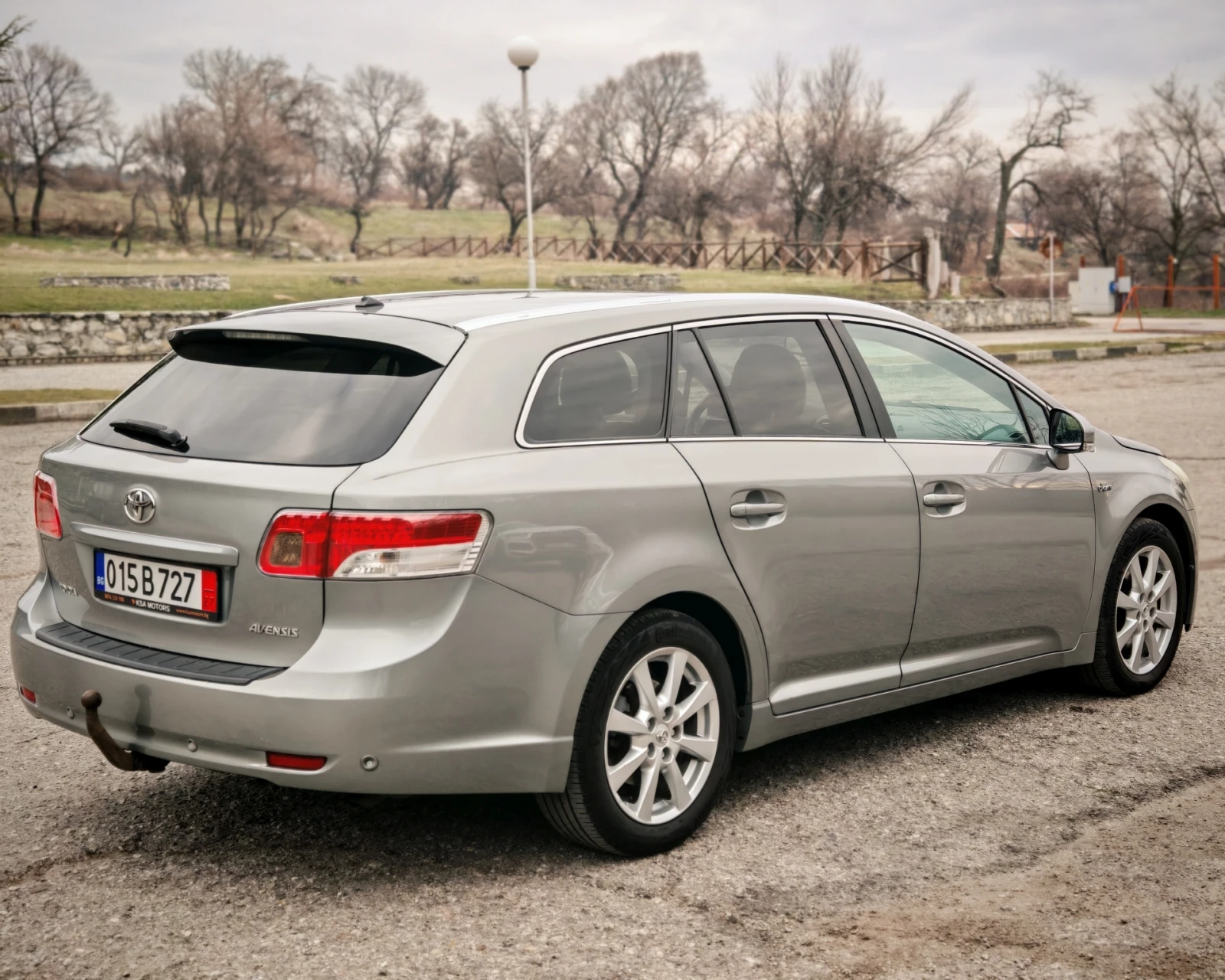 Toyota Avensis 2.2 КОЖА/КАМЕРА/НАВИ/ПАНОРАМА - изображение 7