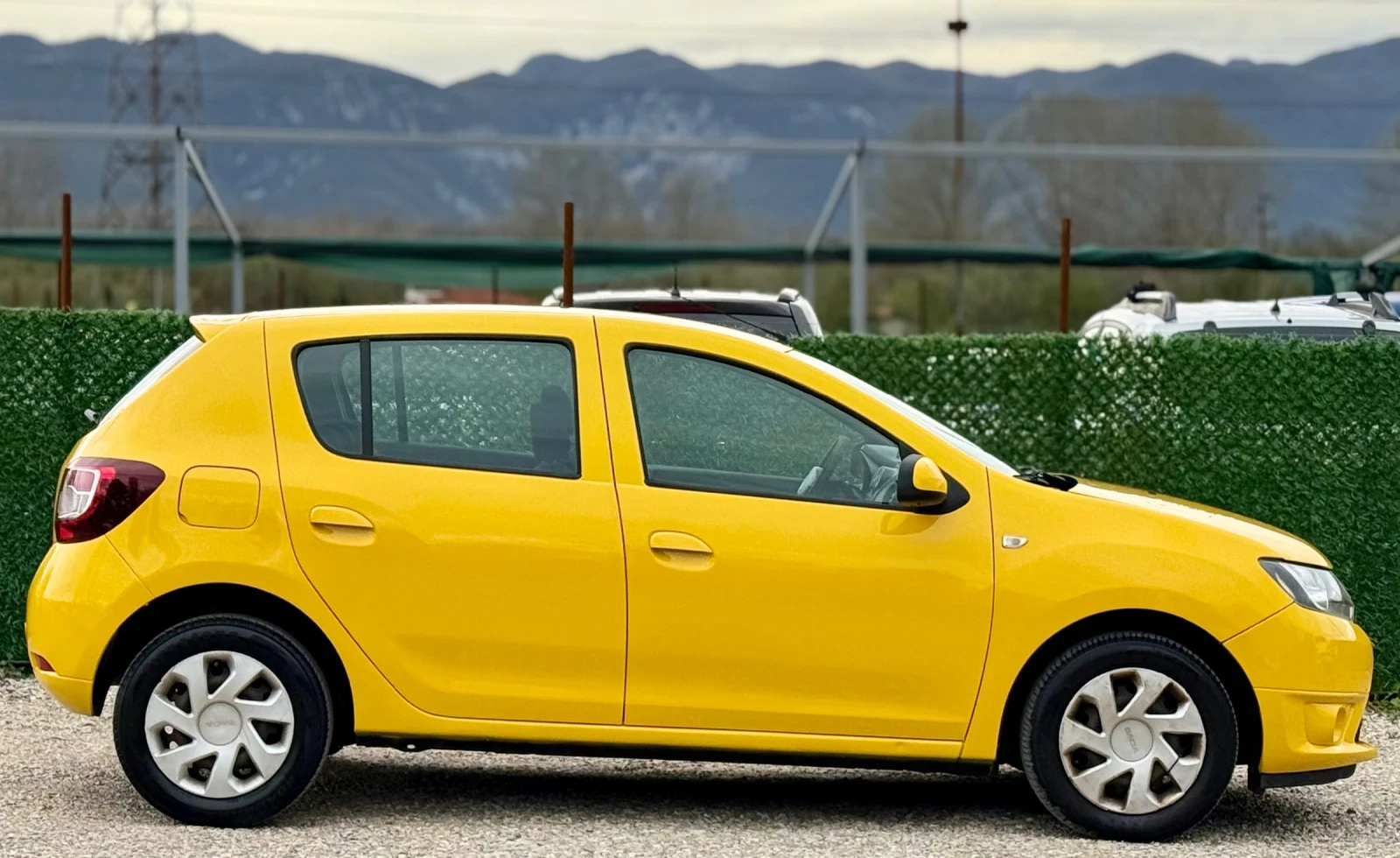 Dacia Sandero 1.2i LPG * ИТАЛИЯ*  - изображение 8