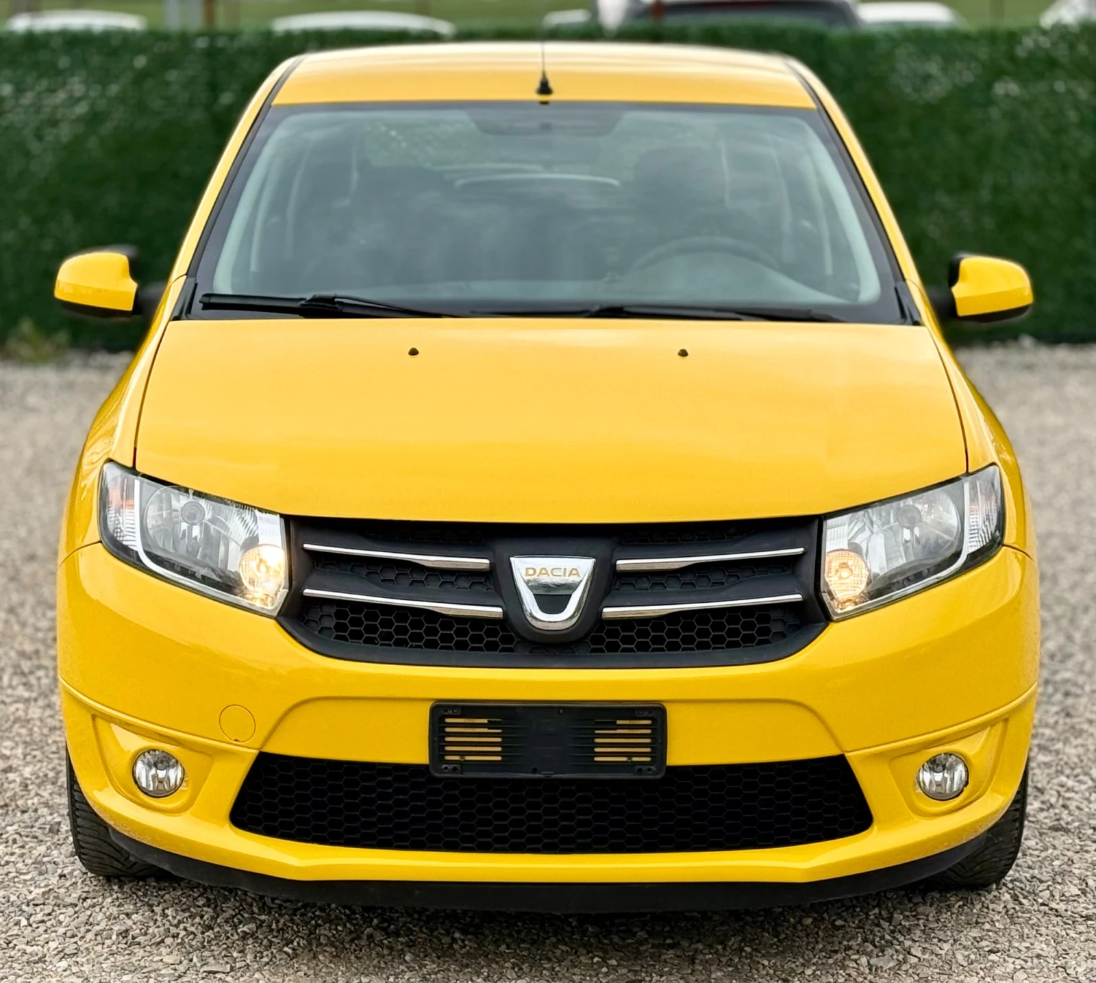 Dacia Sandero 1.2i LPG * ИТАЛИЯ*  - изображение 2
