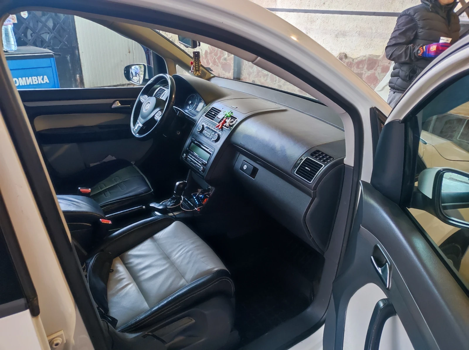 VW Touran 1.6 TDI - изображение 7