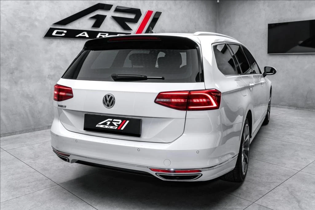 VW Passat R-LINE // FACELIFT// Очакван внос - изображение 2