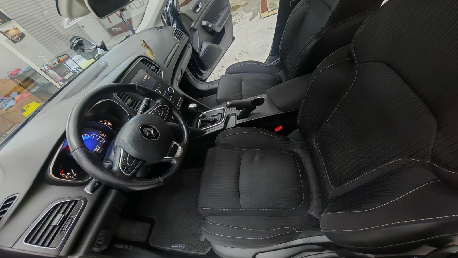 Renault Megane | Mobile.bg   16