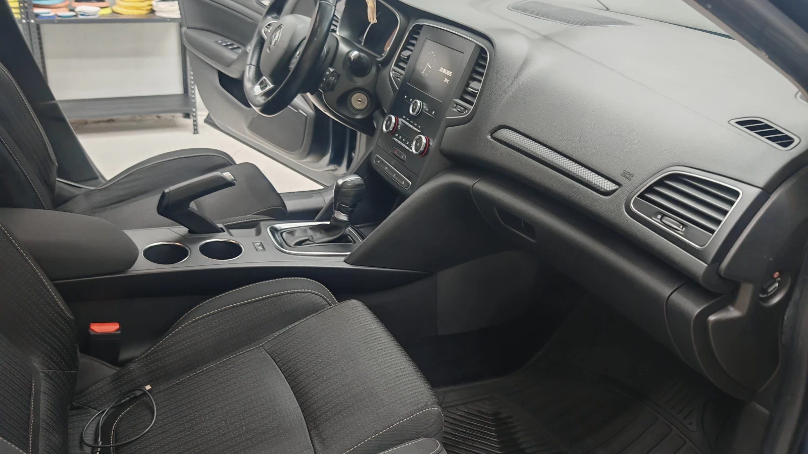 Renault Megane | Mobile.bg   11