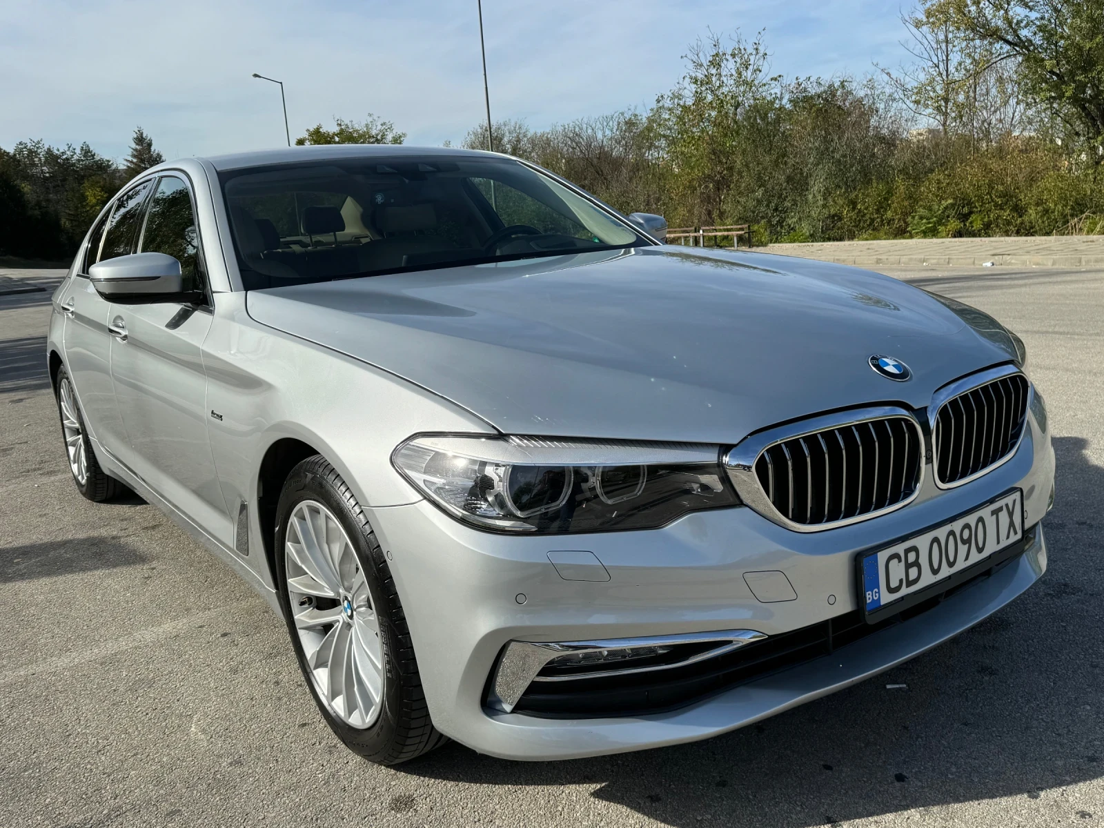 BMW 520 Xdrive Luxury Line - изображение 3