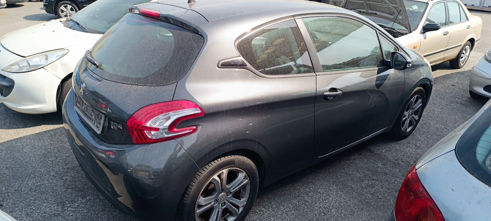 Peugeot 208 1.6 E-HDi - изображение 3