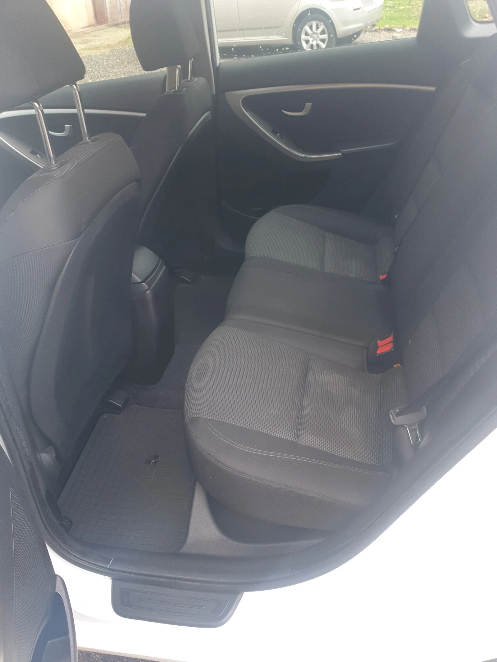 Hyundai I30 1.6  | Mobile.bg � ����������� 14