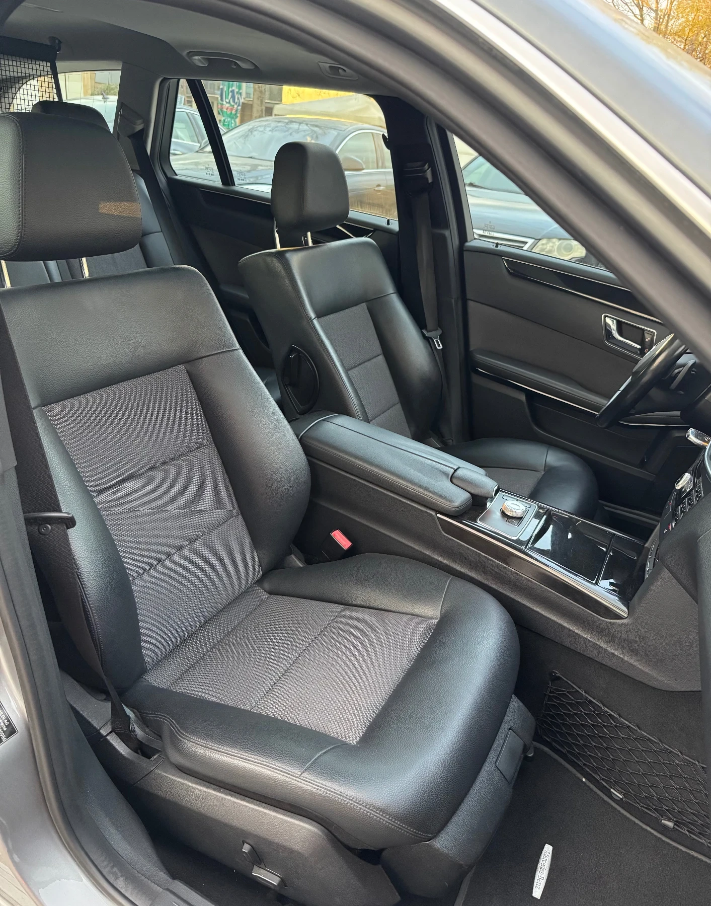 Mercedes-Benz E 350 CDI * AVANTGARDE * Bi-Xenon * Нави * Шибедах * , снимка 11 - Автомобили и джипове - 53040999