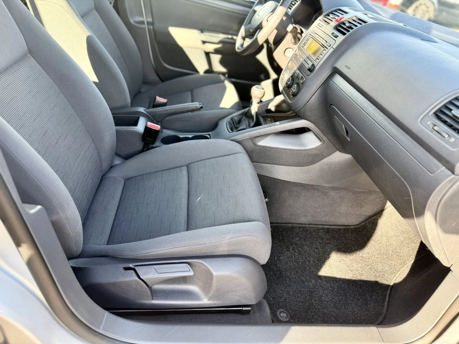 VW Golf 1.4 83���.�� | Mobile.bg � ����������� 12