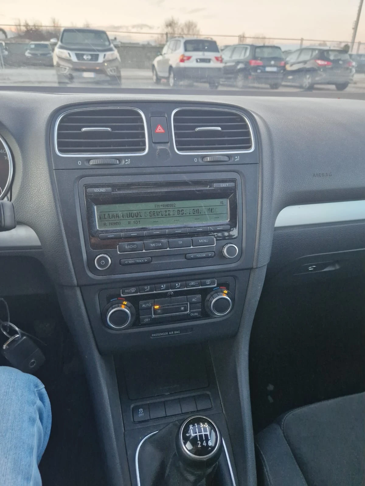 VW Golf КАТО НОВ - изображение 9