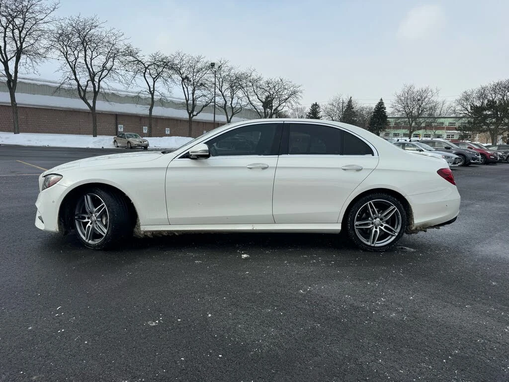 Mercedes-Benz E 300 4 MATIC * АвтоКредит(ЦЕНА ДО БГ) - изображение 4