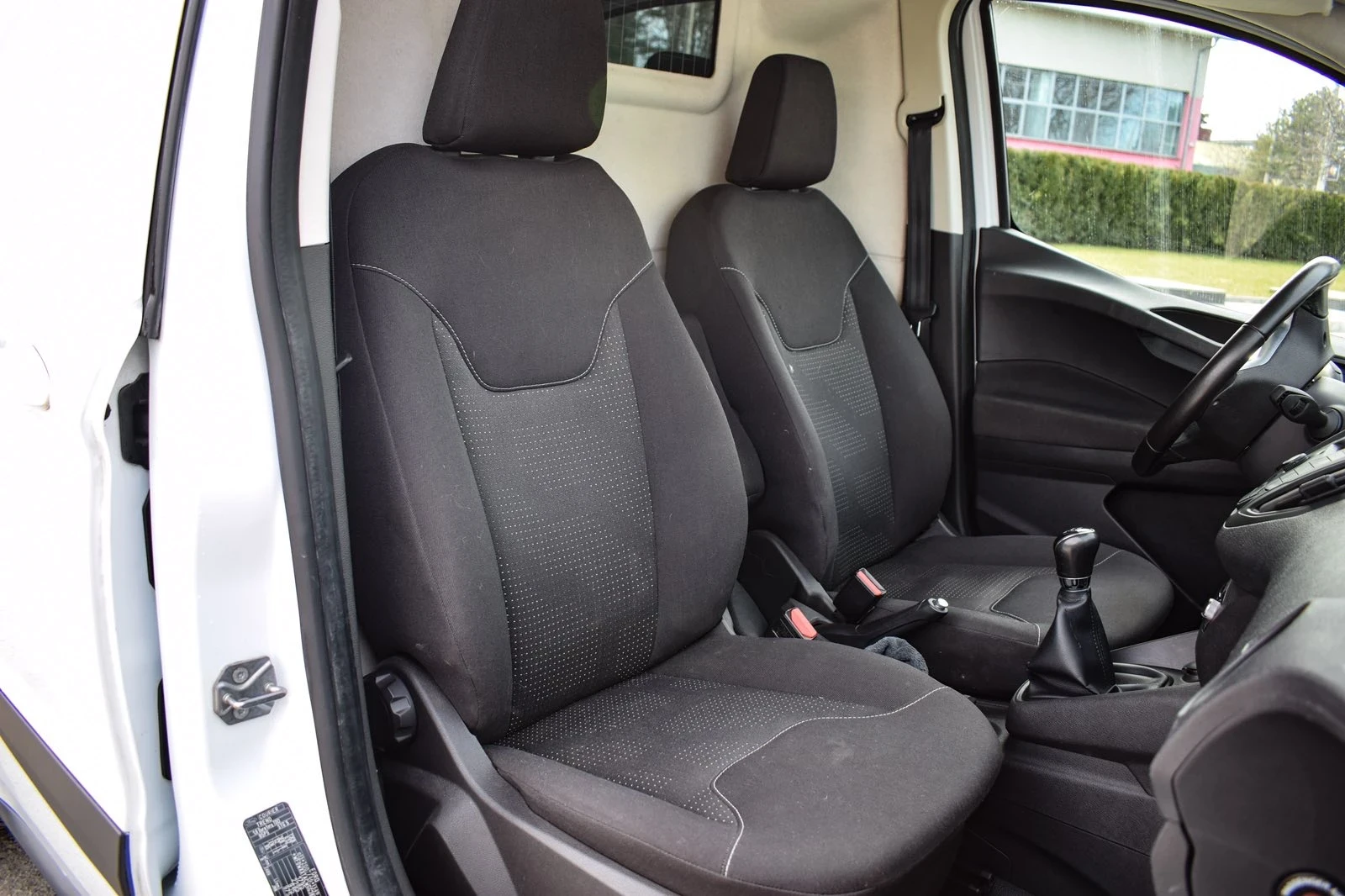 Ford Courier РЕАЛНИ КМ/90кс/ПОДГРЕВ, снимка 14 - Автомобили и джипове - 53773521