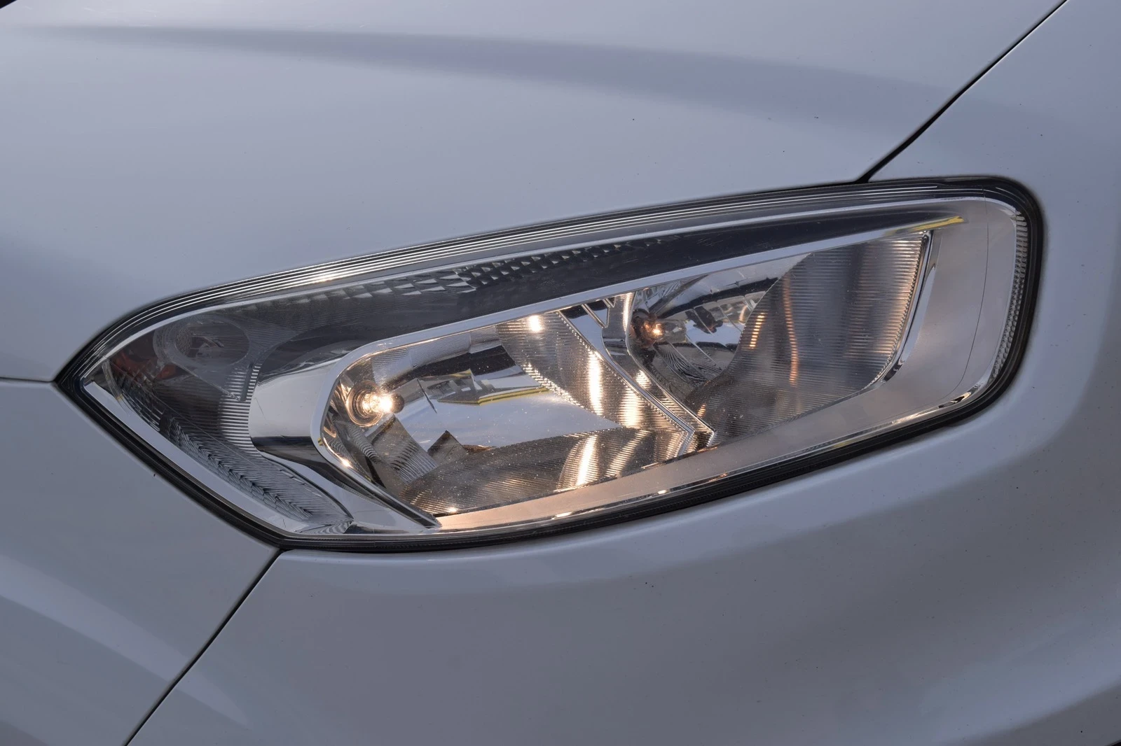 Ford Courier РЕАЛНИ КМ/90кс/ПОДГРЕВ - изображение 7