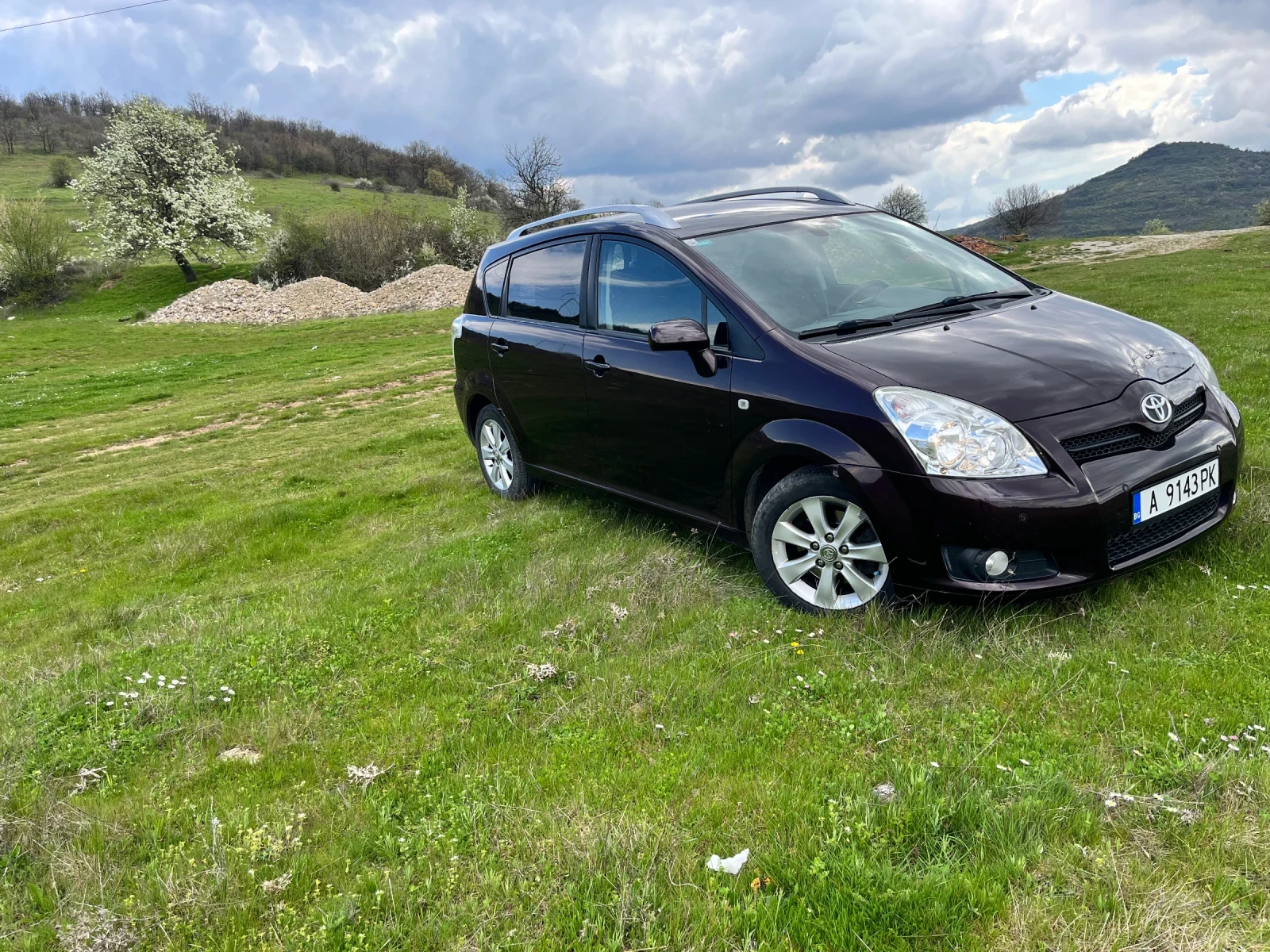 Toyota Corolla verso, снимка 5 - Автомобили и джипове - 53815863