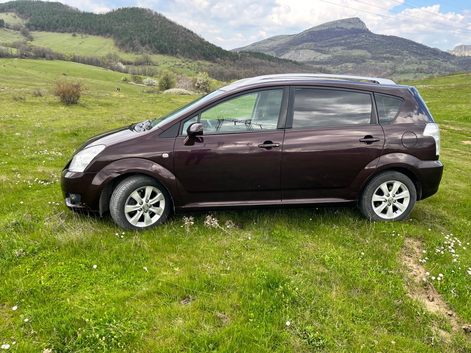 Toyota Corolla verso, снимка 6 - Автомобили и джипове - 53815863