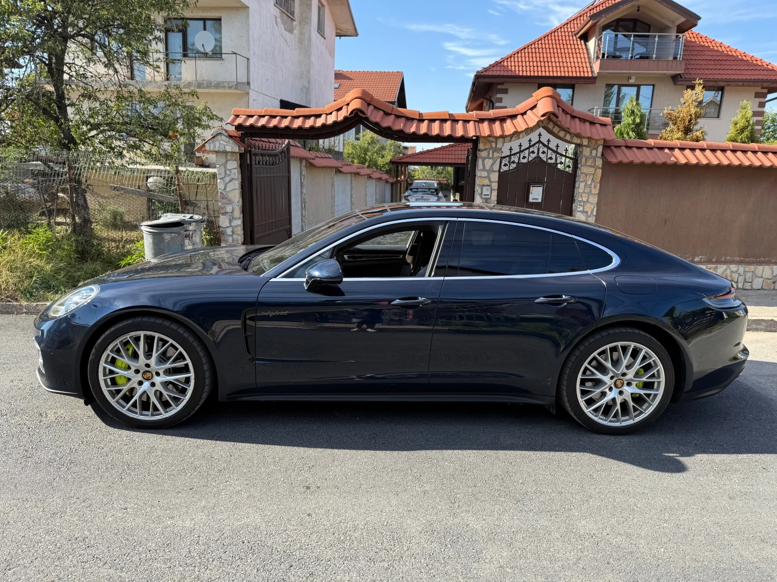 Porsche Panamera 4s e-hybrid 560 БАРТЕР ЛИЗИНГ, снимка 3 - Автомобили и джипове - 54068931
