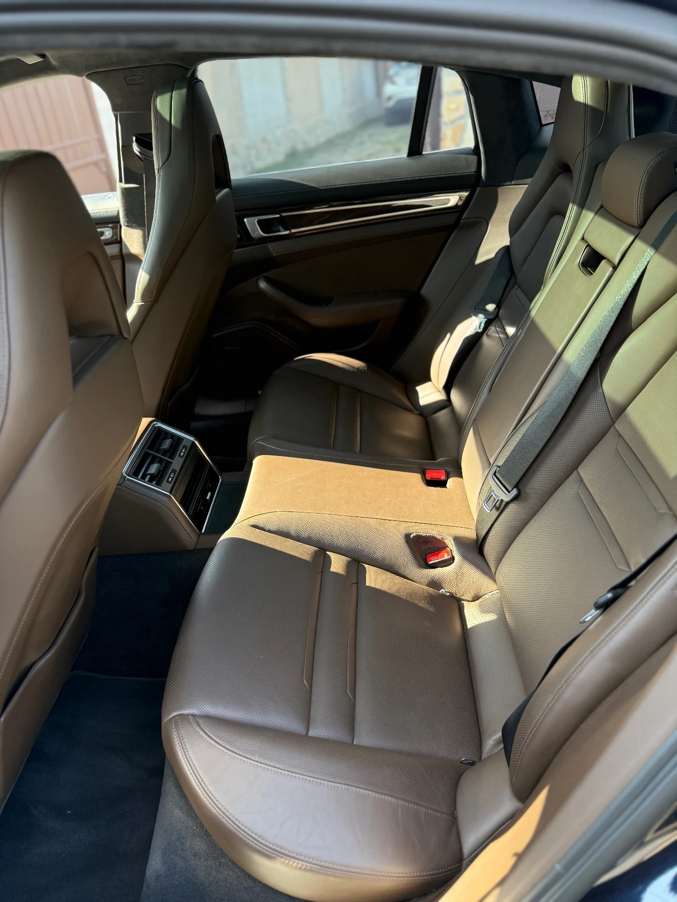 Porsche Panamera 4s e-hybrid 560 БАРТЕР ЛИЗИНГ, снимка 7 - Автомобили и джипове - 54068931