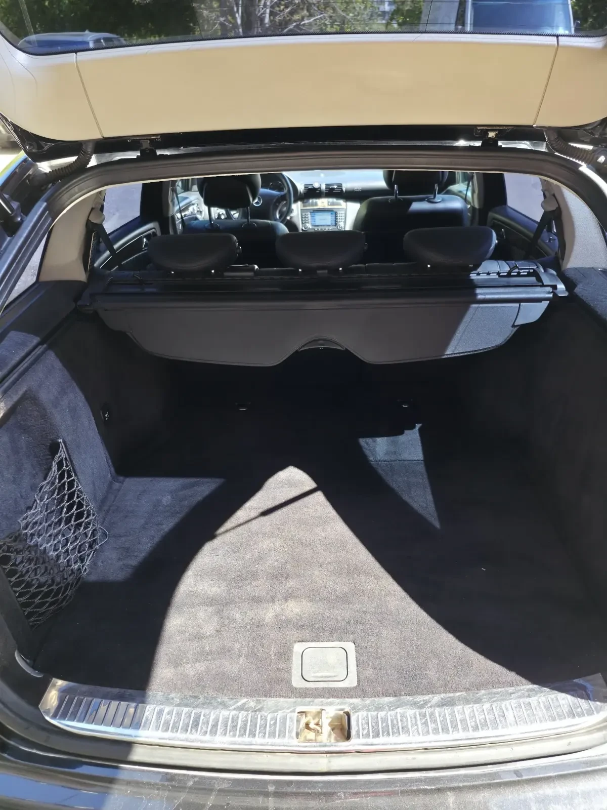 Mercedes-Benz C 320, снимка 14 - Автомобили и джипове - 54333123