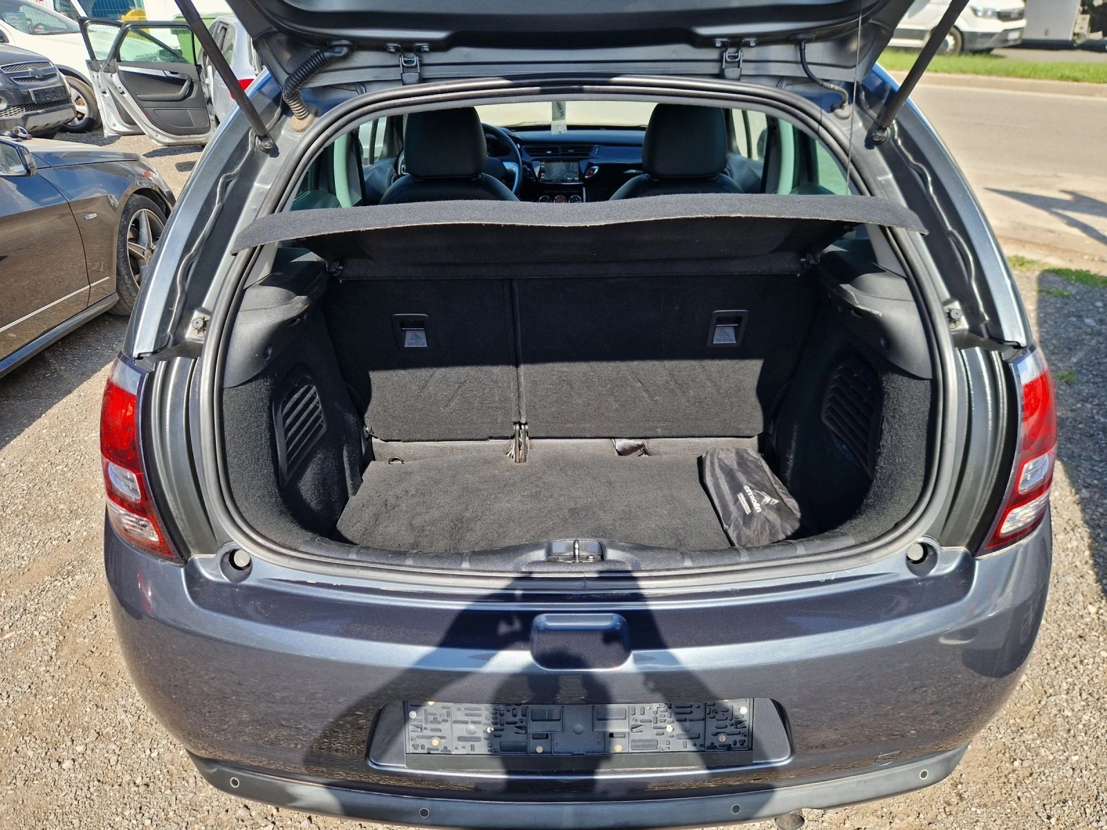 Citroen C3 1.2i 82HP.EXCLUZIVE ITALIA, снимка 12 - Автомобили и джипове - 54362547