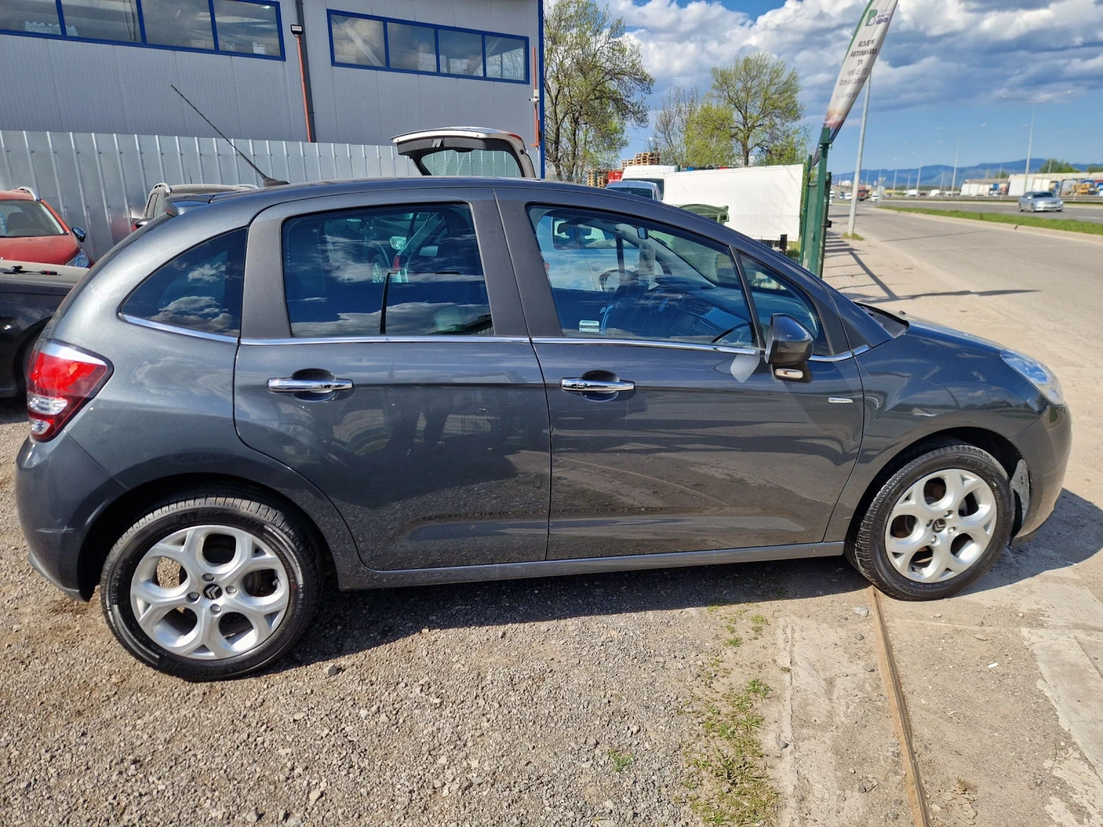 Citroen C3 1.2i 82HP.EXCLUZIVE ITALIA, снимка 14 - Автомобили и джипове - 54362547