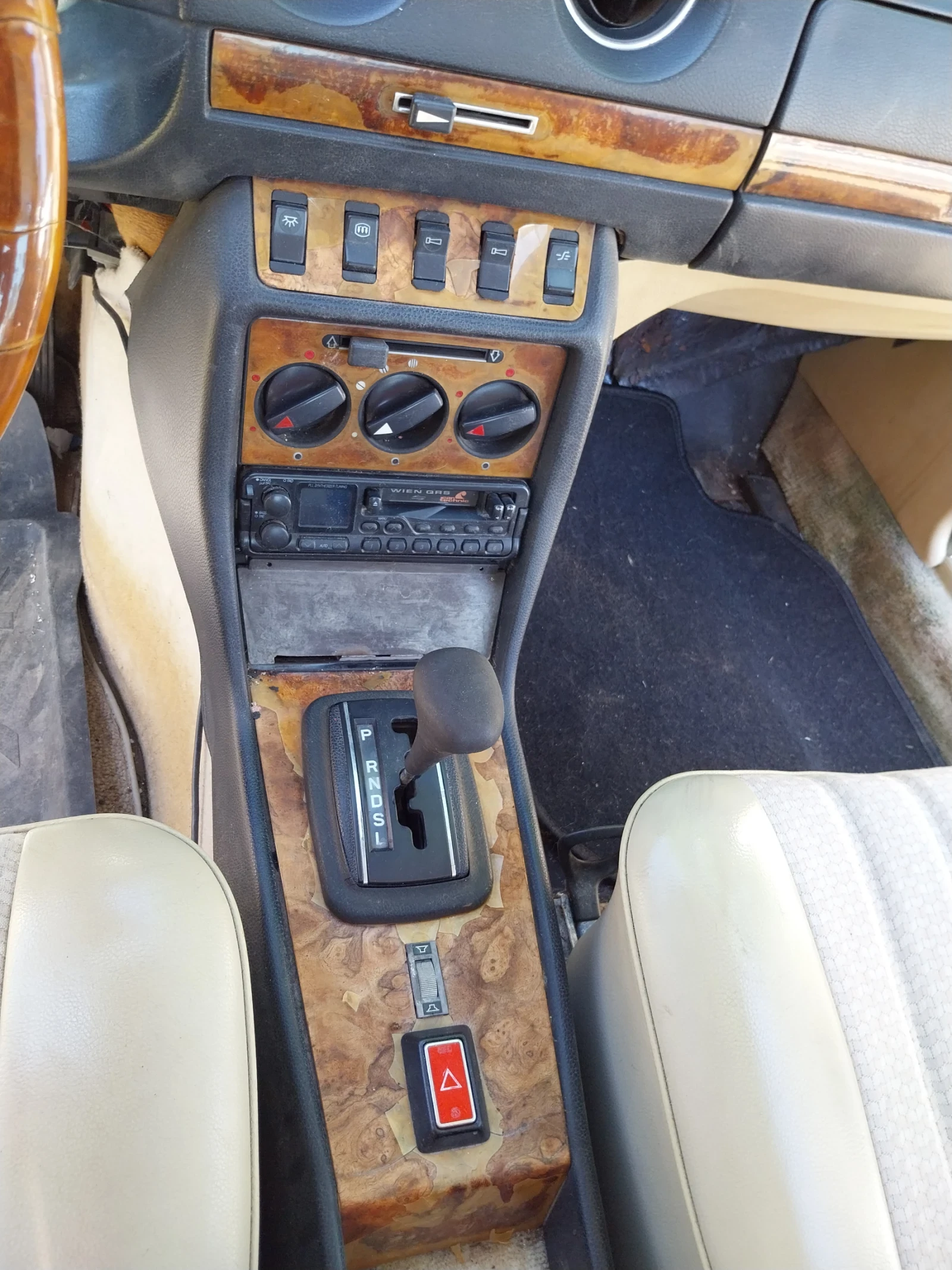 Mercedes-Benz 123 2.8, снимка 9 - Автомобили и джипове - 54661137