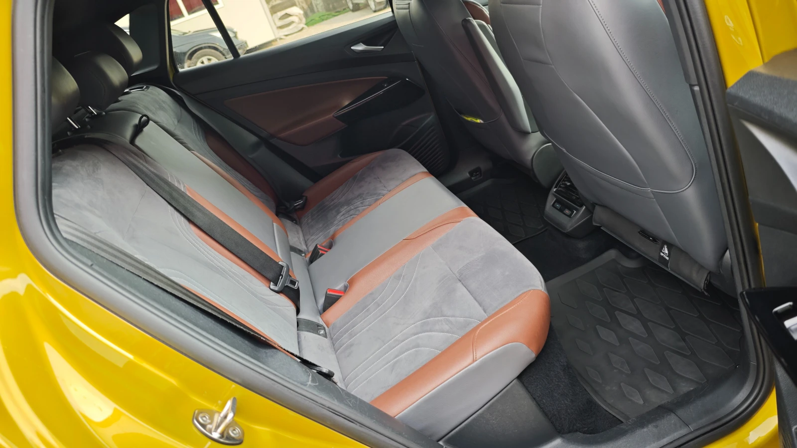 VW ID.4 ������� � ���� ������� ������ Pro Performance | Mobile.bg � ����������� 14
