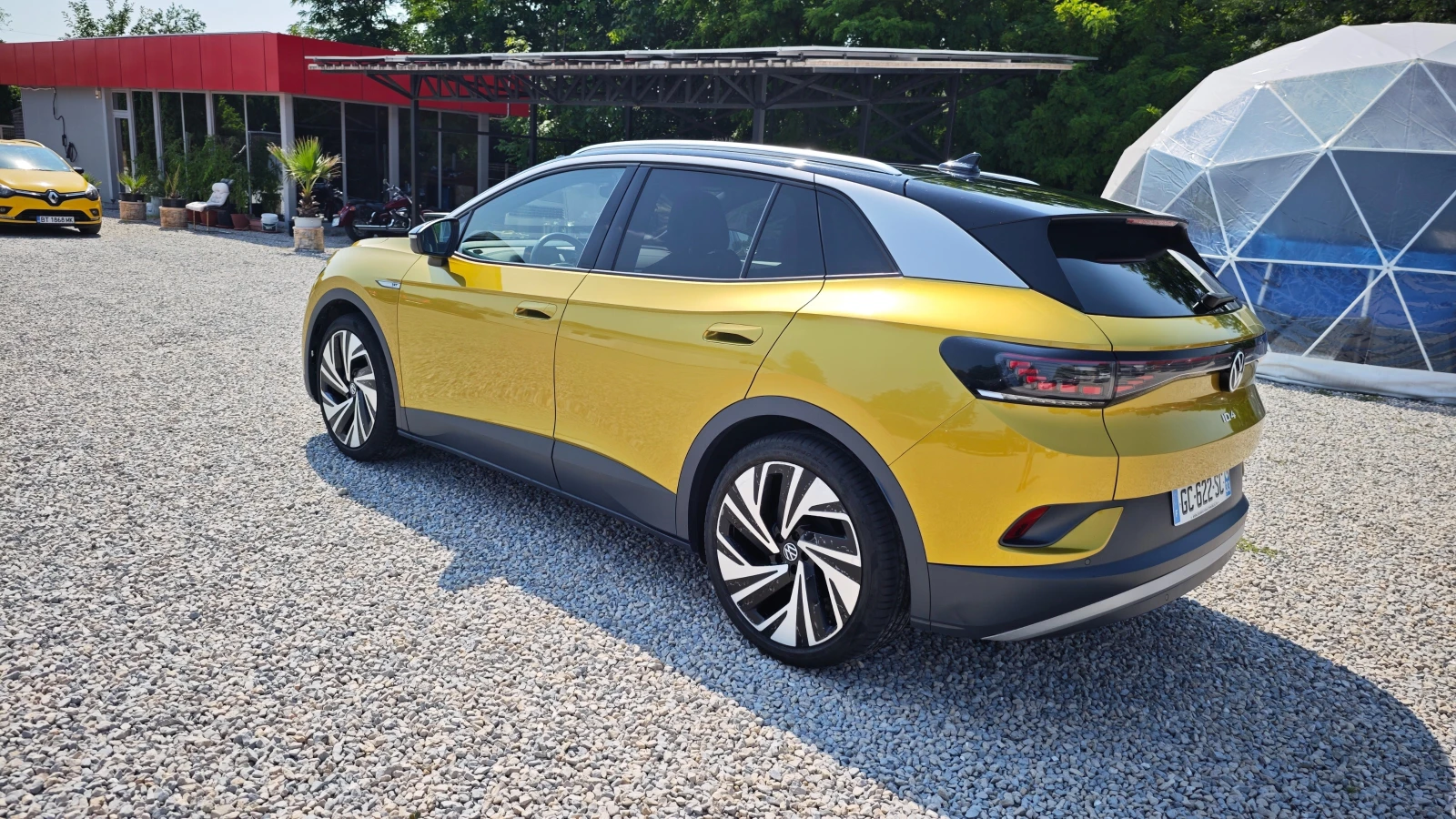 VW ID.4 НАЛИЧЕН В РУСЕ ДАНЪЧЕН КРЕДИТ Pro Performance, снимка 7 - Автомобили и джипове - 54893232