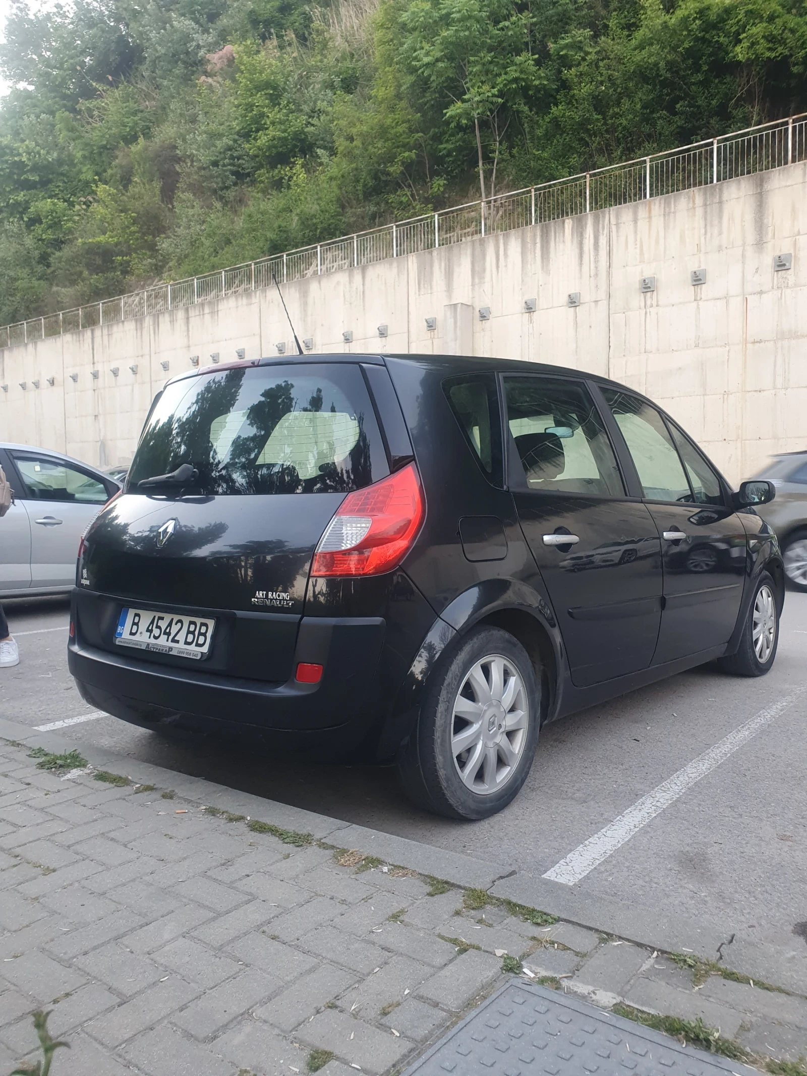 Renault Scenic Megan , снимка 6 - Автомобили и джипове - 55317699