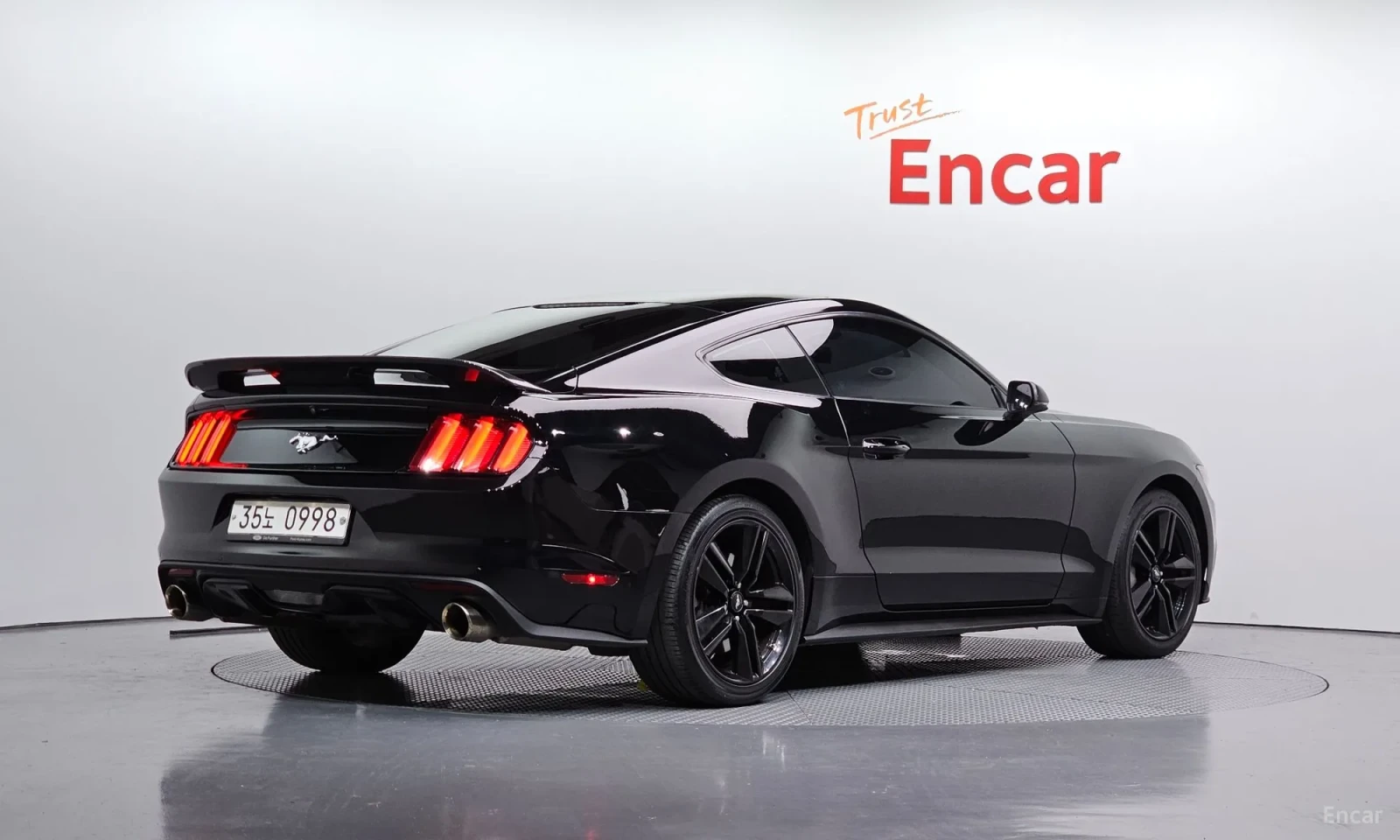 Ford Mustang 2.3 Eco Boost\Подгреви\Обдухване, снимка 2 - Автомобили и джипове - 55623040